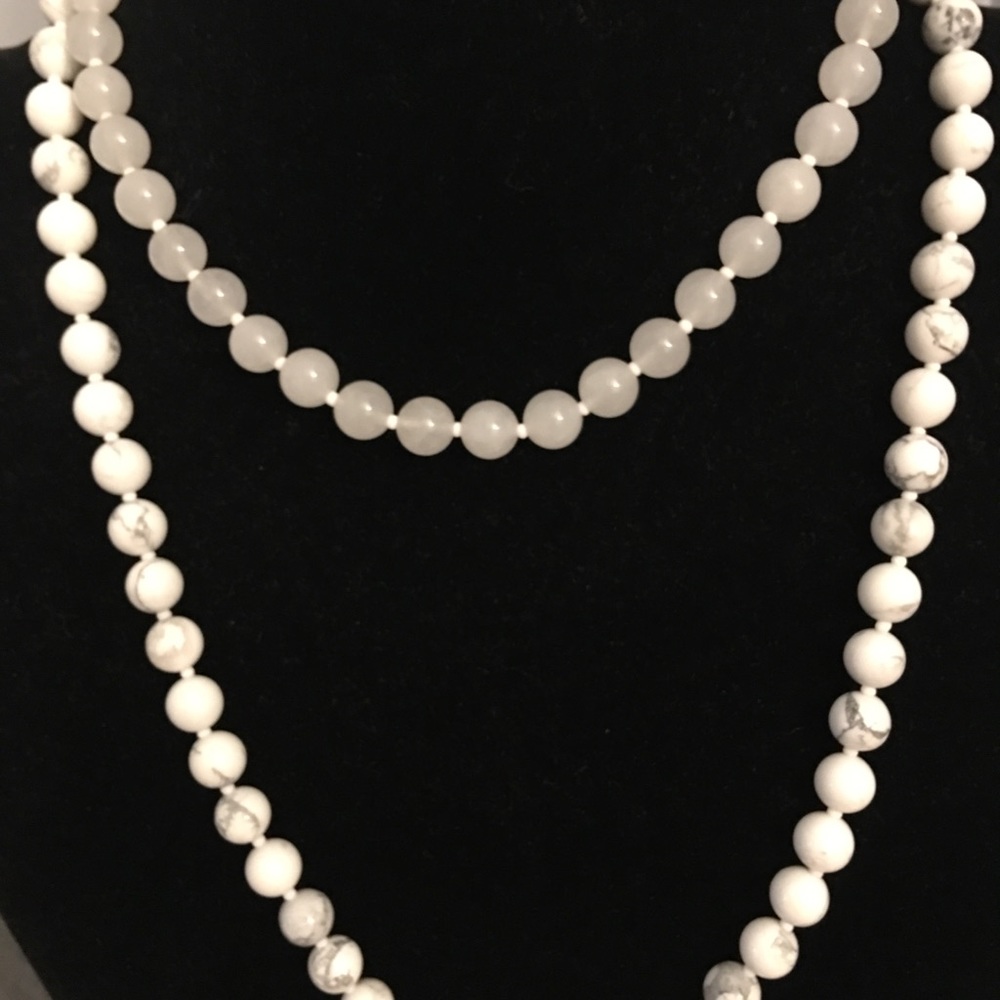 Howlite + Quartz Mala - Picture 3 of 4